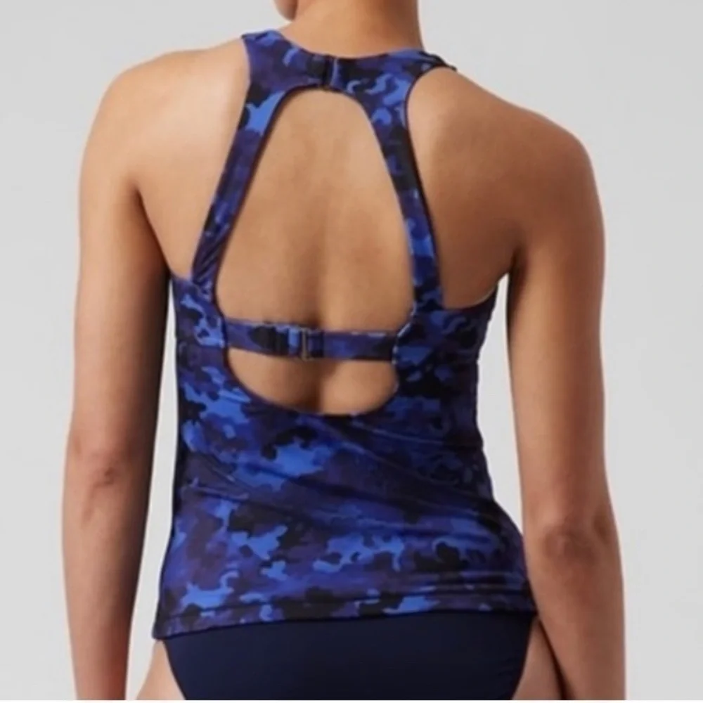 Athleta Blue Camouflage swim tankini top size 32 D/DD